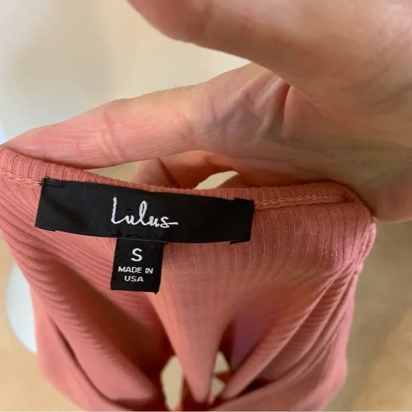 Lulus Ribbed Scoop Neck Puff Short Sleeve Bodysuit- Small - Picture 8 of 14